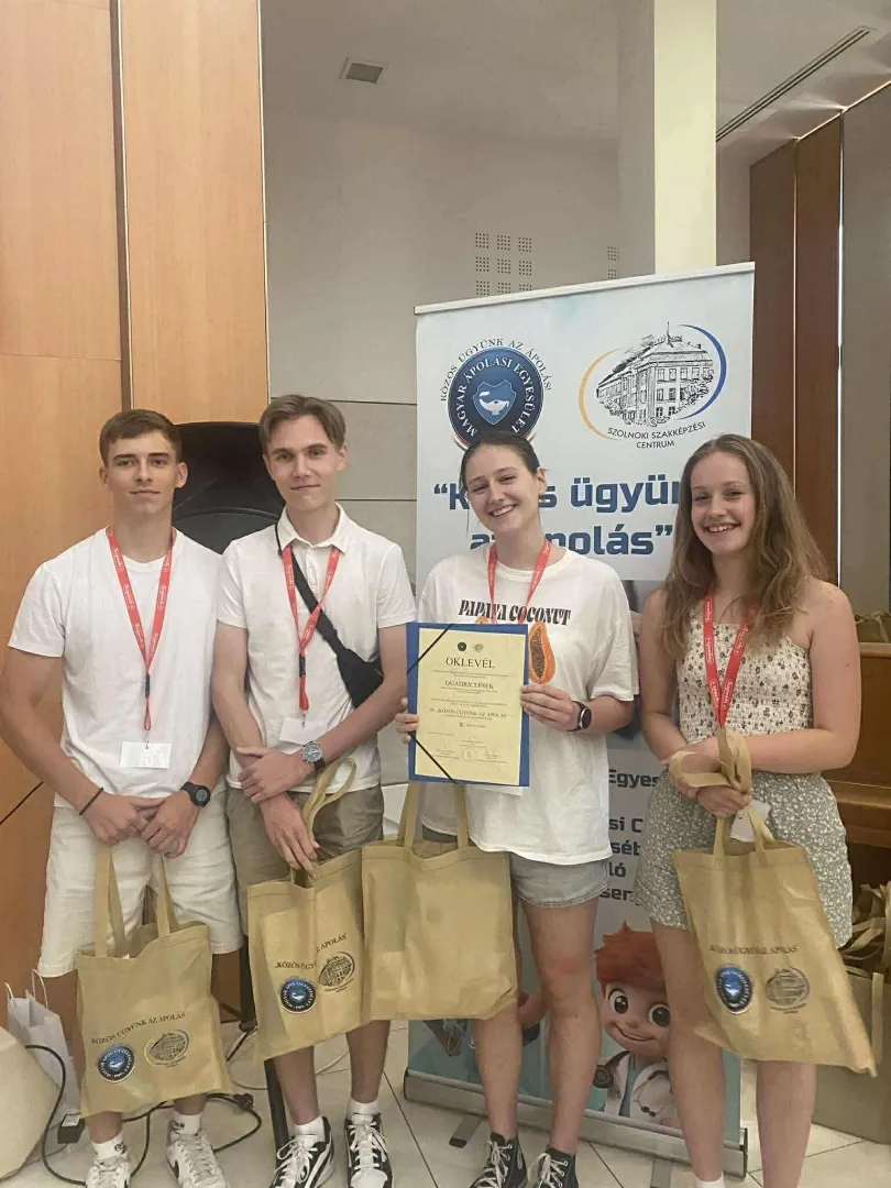 Közös ügyünk az ápolás verseny 1.webp